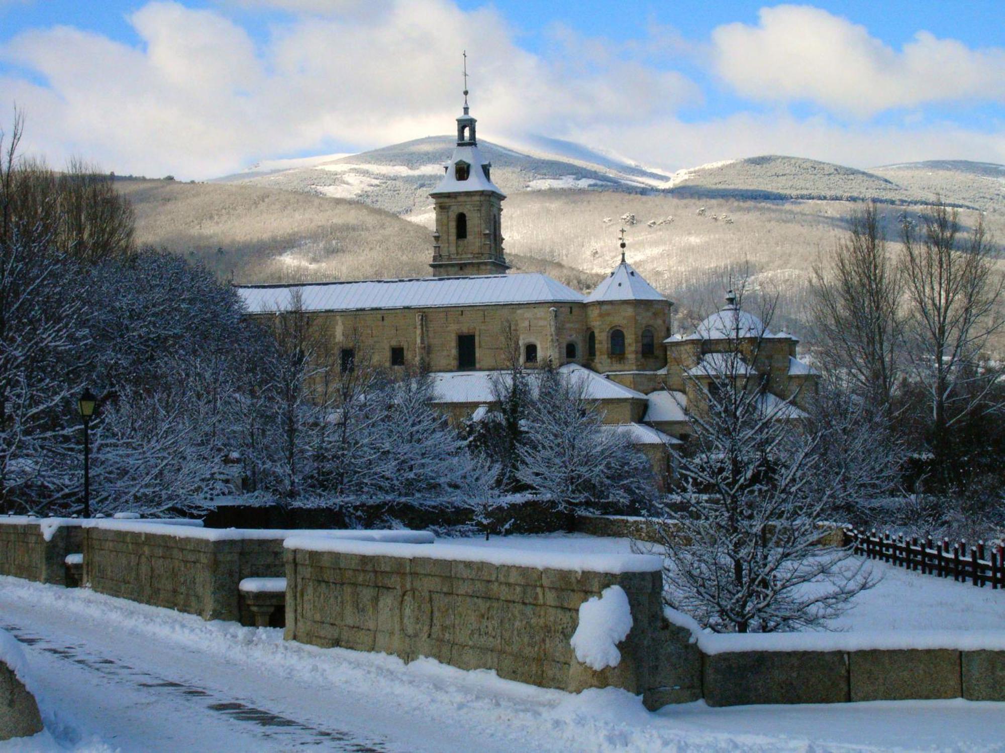 Rascafría Casas Rurales Valle De El Paular מראה חיצוני תמונה